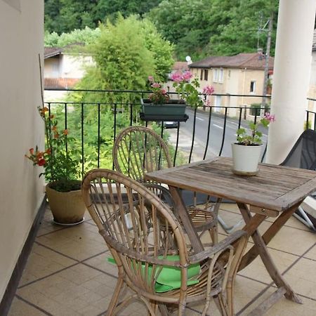 Appartement Chaleureux Avec Parking Gratuit Sarlat Exterior foto